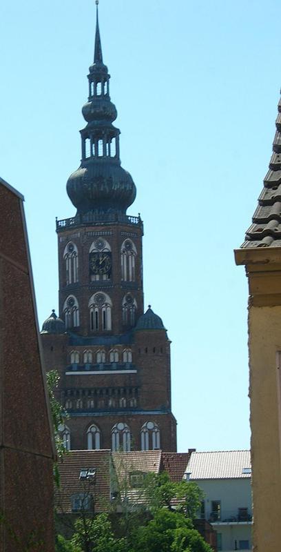 H& Einzel- und Doppelzimmer im Zentrum jedes Zimmer mit Küchenzeilen - 24h Check In Pension Heinrich Greifswald Exterior foto